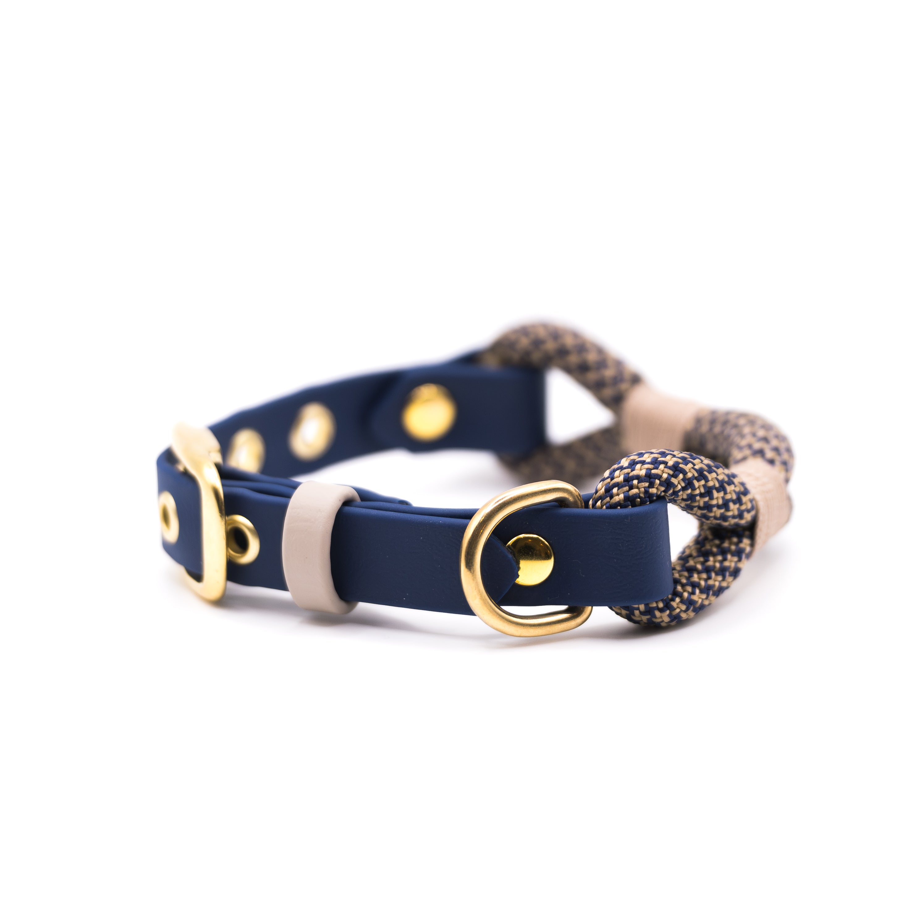 Collier en corde Aslan
